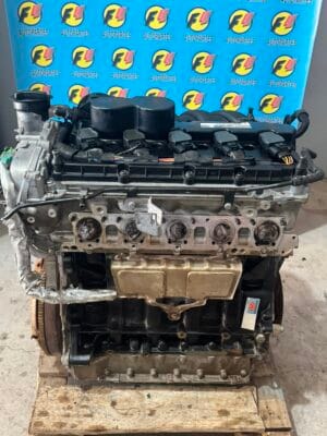 VENDO MOTOR SEMIARMADO USADO VOLKSWAGEN VENTO 2.5L