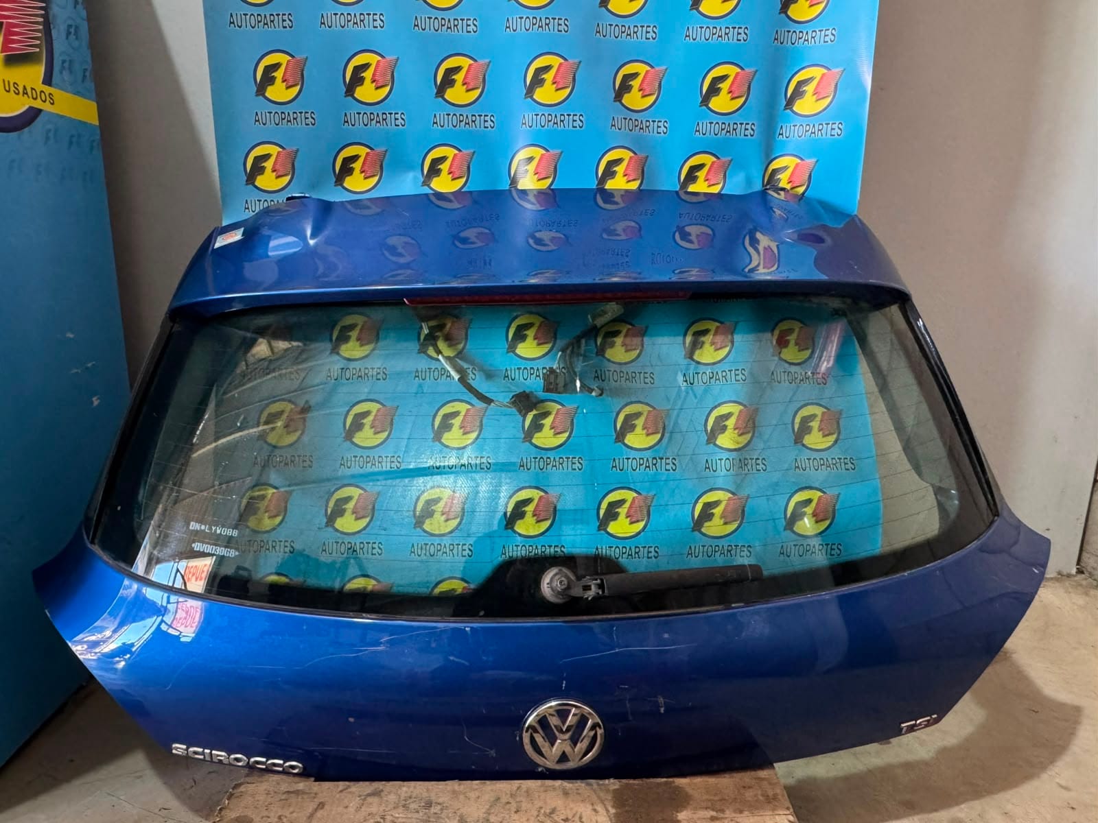 PORTON TRASERO VOLKSWAGEN SCIROCCO TSI - Imagen 3