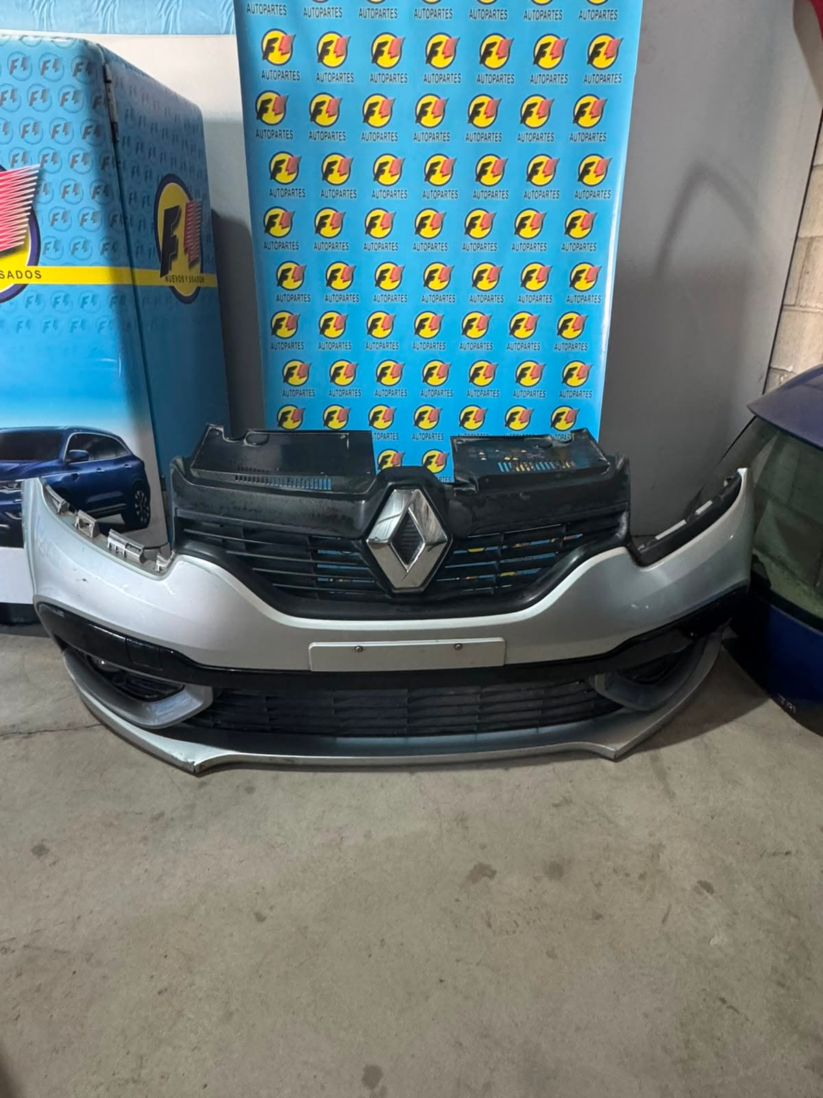 VENDO PARAGOLPES DELANTERO RENAULT SANDERO GT - Imagen 2