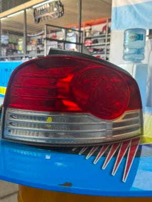 Faro trasero izquierdo Fiat Palio